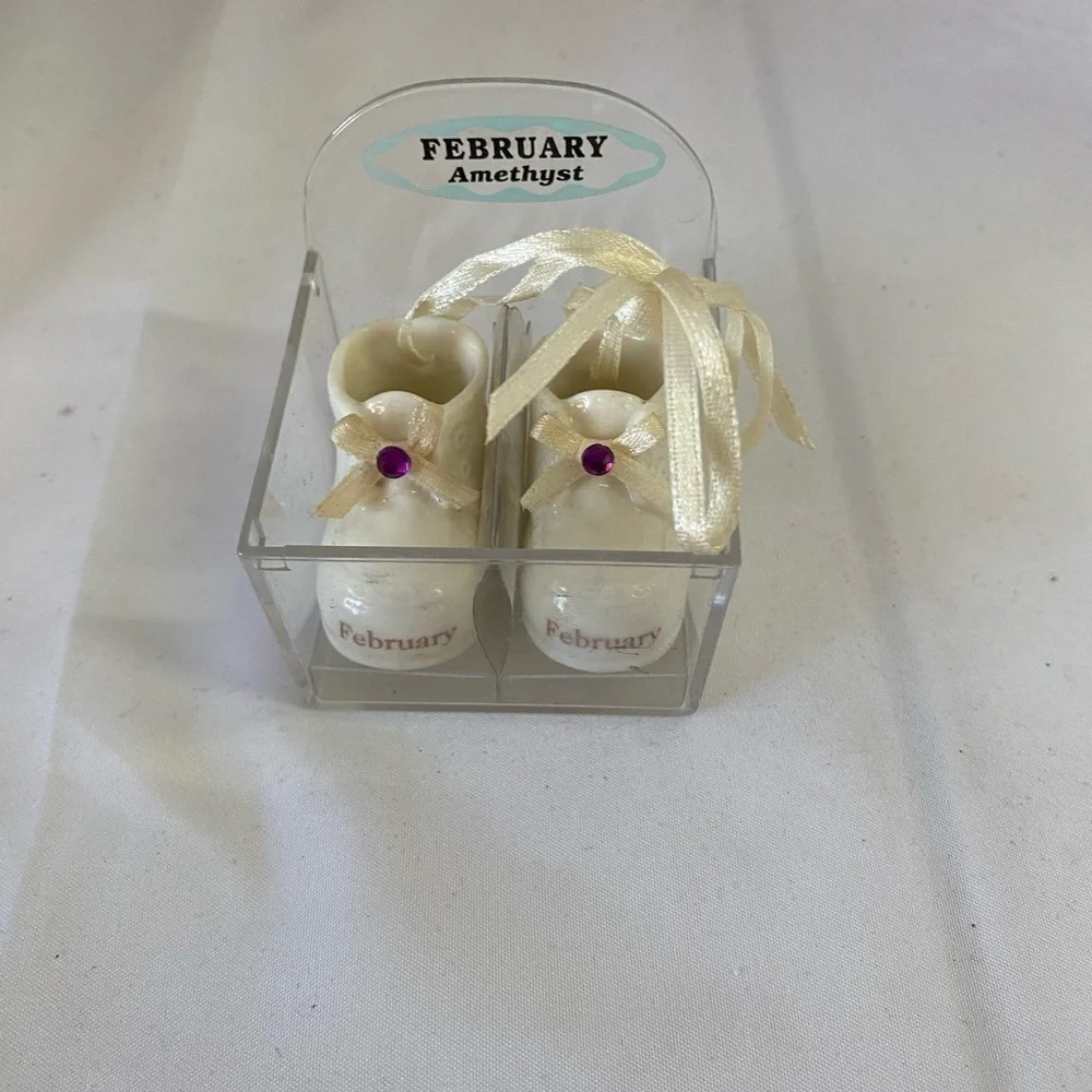 February Birthstone Baby Booties Ornament (DY)
